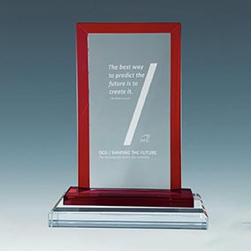 20cm Red Edge Glass Plaque